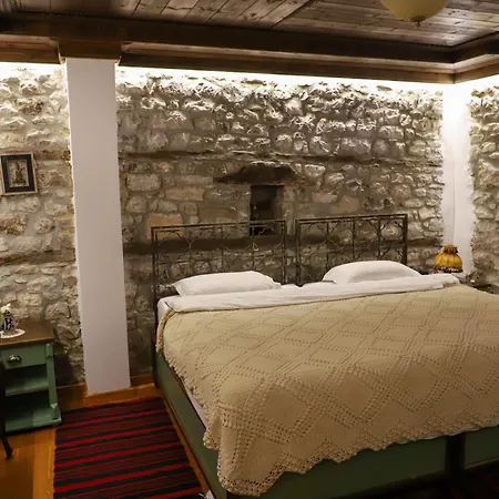 Tomori Casa de hóspedes 4*