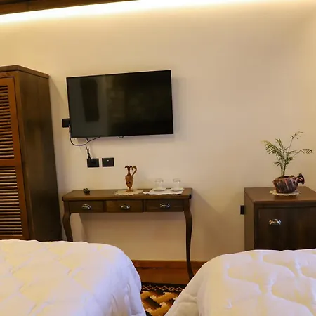 Tomori Casa de hóspedes 4*