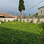 Tomori Pensionat Berat