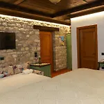 Casa de hóspedes Tomori Berati