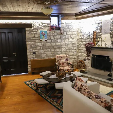 Tomori Guest house 4*