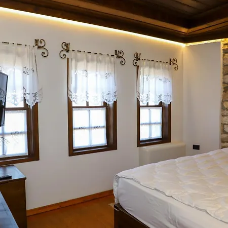 Tomori Vendégház 4*