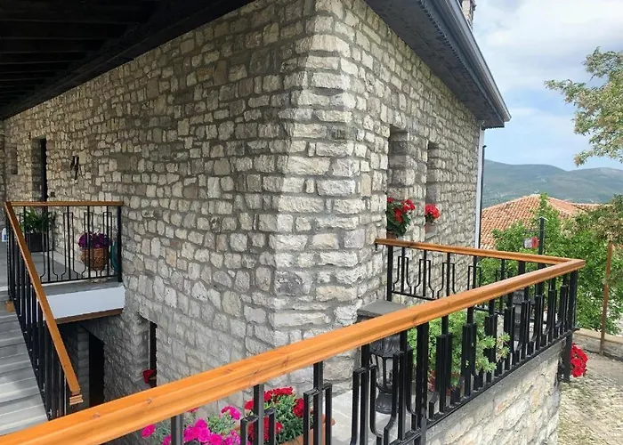 Guest house Tomori 4*