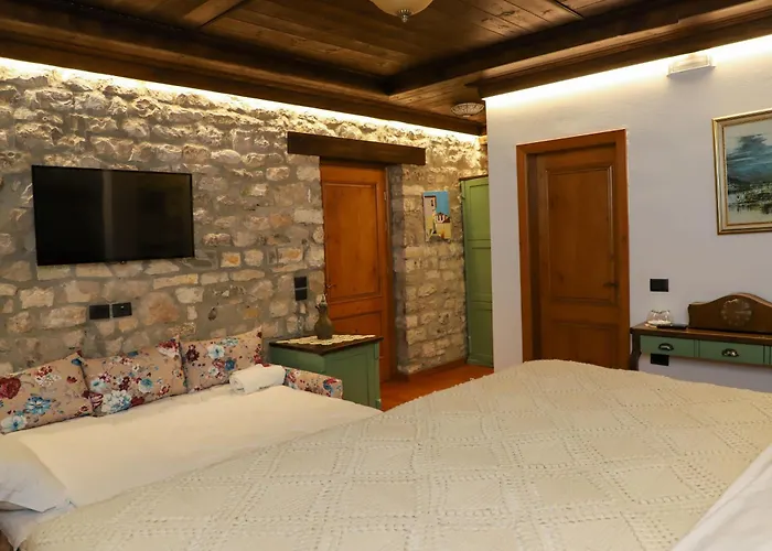 Guest house Tomori Berat