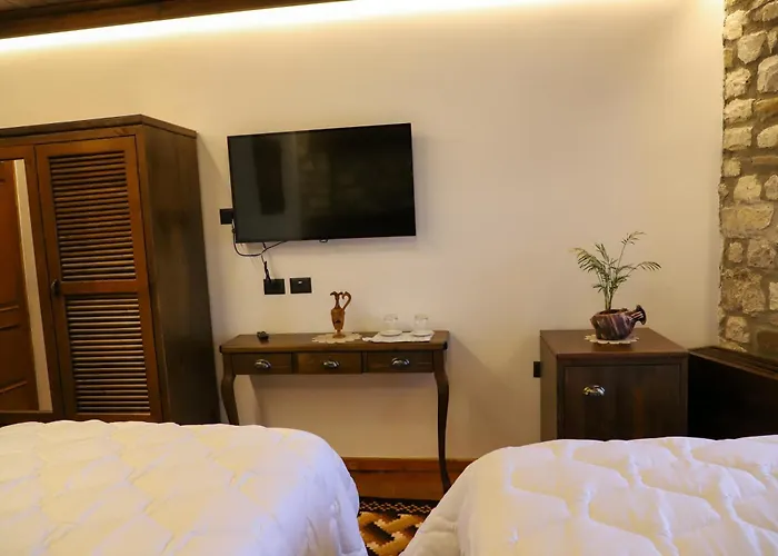 Tomori Guest house 4*